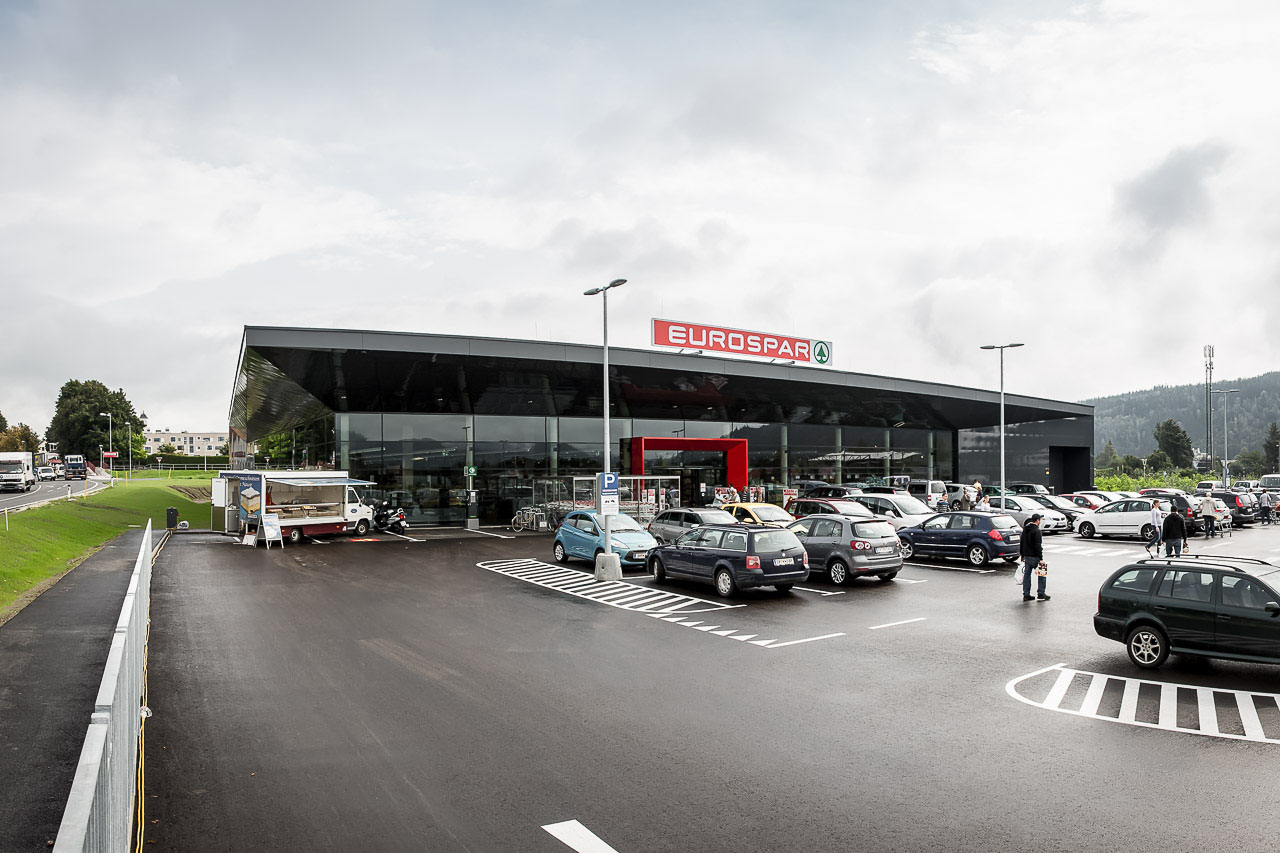 Eurospar St. Veit/Glan Trecolore Architects of integrated solutions Eurospar St. Veit/Glan Trecolore Architects of integrated solutions